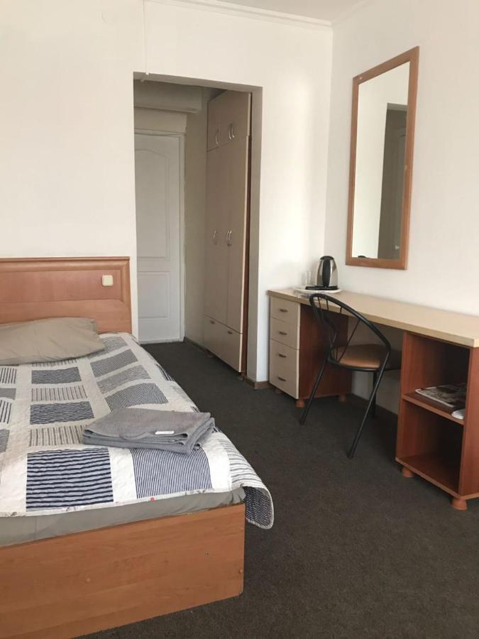 Turist Hotel Karaganda Bilik gambar